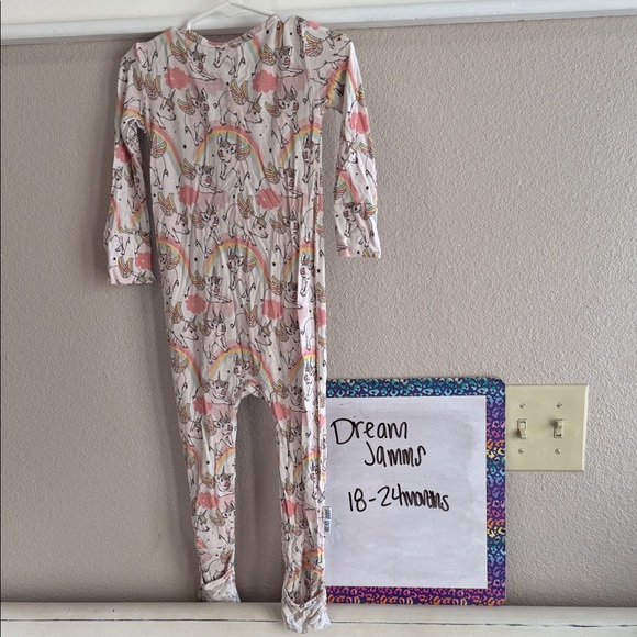 Unicorn Print Footie - Picture 4 of 4